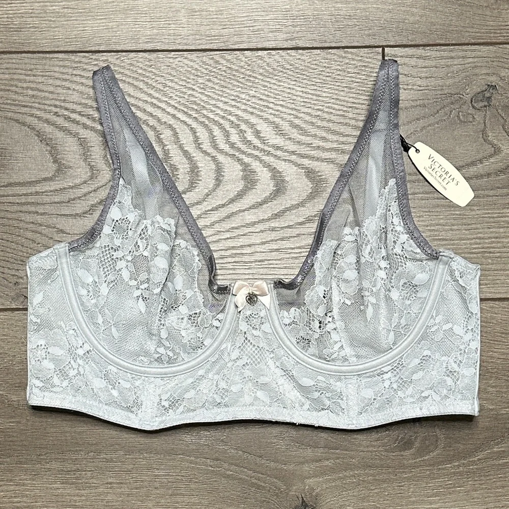 Victoria’s Secret Body By Victoria Unlined Demi Gray Lace‎ Bra Size 36B